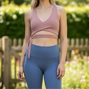 Lululemon Wrap / Bra / Top